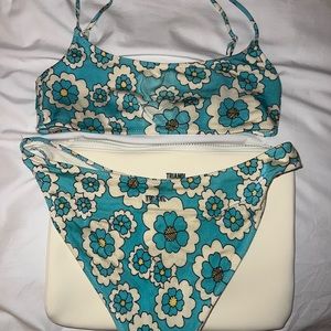 TRIANGL bikini!! Sports top, normal bottoms. Size medium top and small bottoms